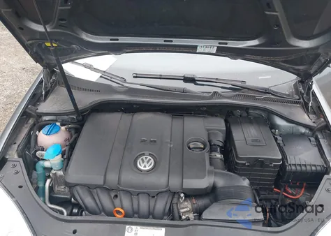 2010 Volkswagen Jetta Limited Edition z USA, uszkodzony, nr VIN 3VWRZ7AJ7AM155458